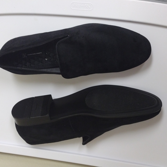 Men's Velvet Slip-ons - Picture 3 of 5